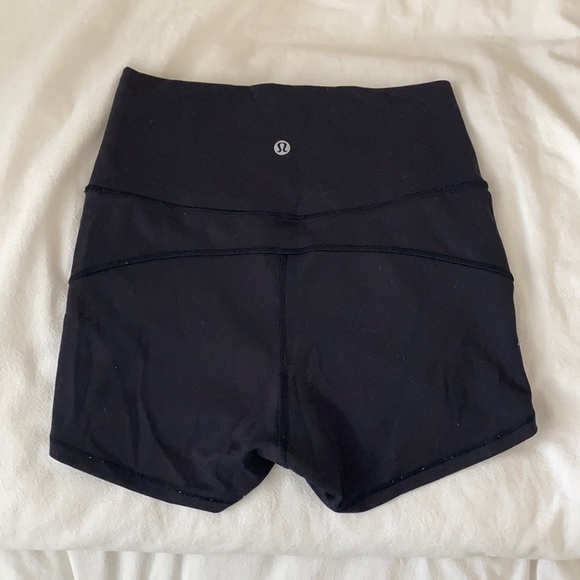 LULULEMON SHORTS